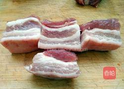 辣椒炒肉的做法图解1