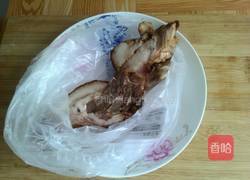 青椒炒猪头肉的做法图解1