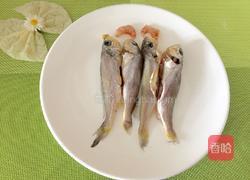 小黄鱼山药片的做法图解1