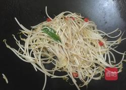 韭菜豆芽的做法图解4