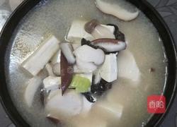 菌菇豆腐煲的做法图解8