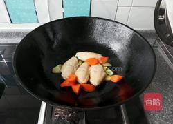 奶香鸡翅咖喱蛋包饭的做法图解8