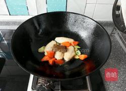 奶香鸡翅咖喱蛋包饭的做法图解9