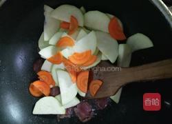 辣肠炒角瓜的做法图解4