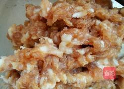 芹菜猪肉饺子馅的做法图解2