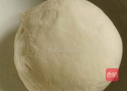 肉丁馒头的做法图解1