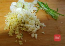 剁椒鲢鱼的做法图解3