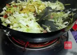 Illustration of how to make pancakes 3