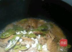 油豆角炖排骨的做法图解8