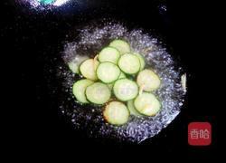 黄瓜素汤的做法图解4