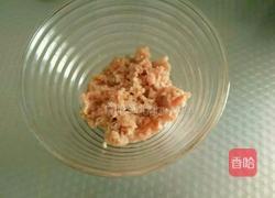 兔肉水饺的做法图解1