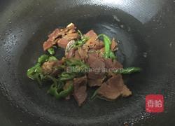 牛肉炒青椒的做法图解4