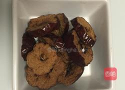 桂圆红枣枸杞茶的做法图解1