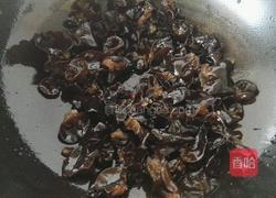 洋葱木耳的做法图解5