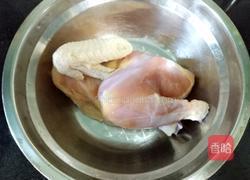 竹荪煲鸡汤的做法图解1