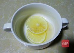 蜂蜜柠檬芦荟汁的做法图解4