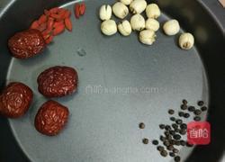 莲子炖猪肚的做法图解5