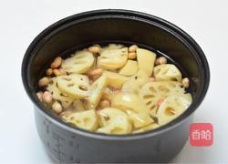 花生凤爪汤的做法图解4