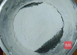 豆沙蛋黄酥的做法图解4