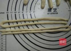 炸小麻花的做法图解6