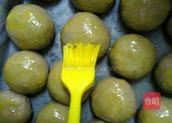 紫薯肉松蛋黄酥的做法图解17