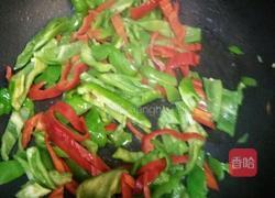 青红椒煎蛋的做法图解3