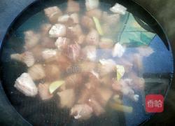 红酒牛腩的做法图解2