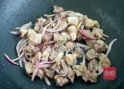 红酒牛腩的做法图解5