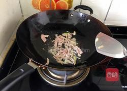 青椒肉炒土豆片的做法图解4