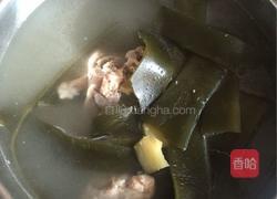 海带猪骨汤的做法图解6