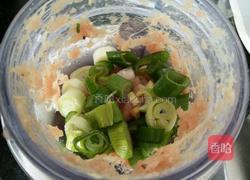 鸡肉丸子黄瓜汤的做法图解3