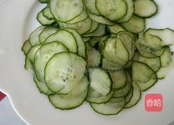 鸡肉丸子黄瓜汤的做法图解10