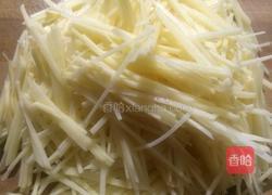 土豆酸菜丝的做法图解1