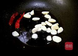 大蒜烧鲶鱼的做法图解5