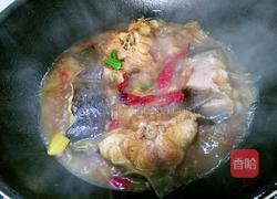 大蒜烧鲶鱼的做法图解9