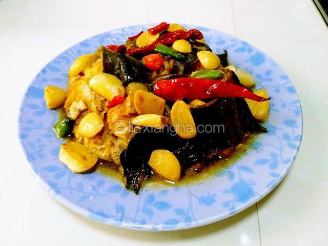 出锅盛盘，