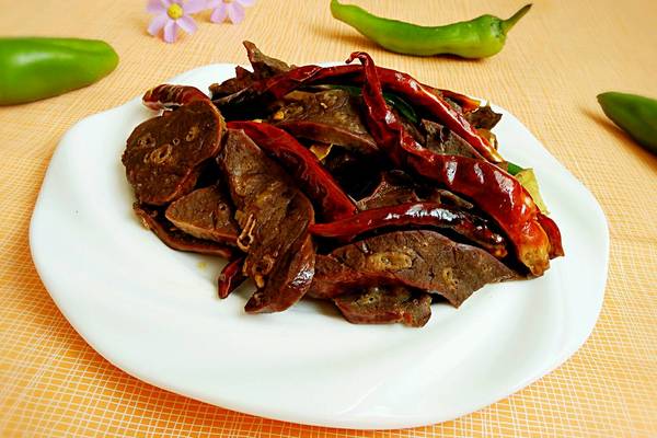 辣子猪肺的精选做法