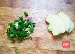 菌菇鸡汤的做法图解3