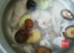 菌菇鸡汤的做法图解6