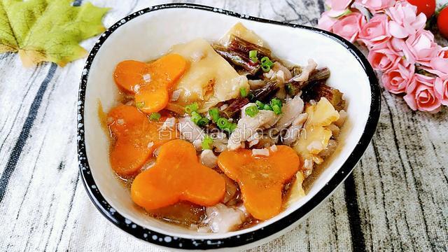 石斛花旗参炖瘦肉