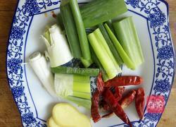 麻辣鲶鱼的做法图解2