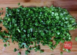 韭菜末炒鸡蛋的做法图解2