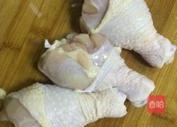 嫩滑香菇蒸鸡腿肉的做法图解1