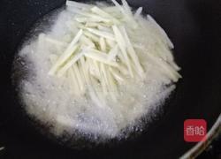 番茄酱土豆丝的做法图解2