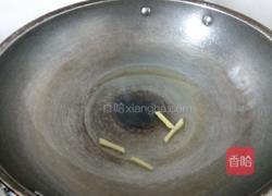 角瓜炒香肠的做法图解3