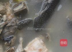 排骨花胶乌鸡汤的做法图解11