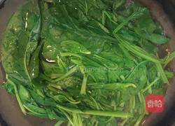 菠菜汤面的做法图解3