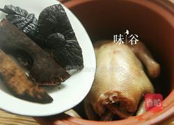 灵芝鸽子汤的做法图解3