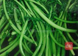 素炒茼蒿的做法图解2