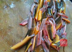 爆炒黄鳝的做法图解1